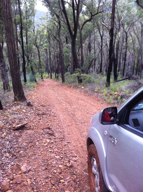 hilux_side